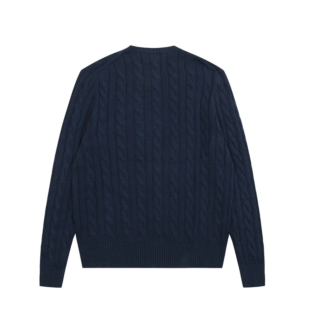 🅿️220 "Top quality" Style number: DS012# [Ralph Lauren round neck solid color pony embroidered logo twist knitted sweater] ✅Ralph Lauren classic basic versatile knitted pullover round neck sweater for men and women ✅Main supplier platform live broadcast Wholesale entity Replacement when out of stock No removal from shelves ✅ZP quality 1:1 version Scan the code to enter the GF website Counter quality ✅Detailed quality The only one in Guangzhou Imported quality cotton yarn, focusing on high-end, cost-effective, good quality needless to say ✅The version is restored to the original order, the maximum size can be worn up to 190 pounds, loose, comfortable and stress-free ✅The upper body is simple and easy to match, ootd must-have style, good-looking clothes are never picky, a must-have in couples' wardrobes, recommended. Size: S-XL Color: Black, off-white, gray, navy, khaki, pink, coffee, red